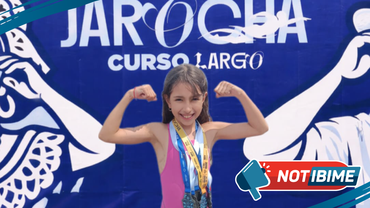 Valeria Umbral Aguilar destaca en la Copa Jarocha de Natación Curso Largo 2026.
