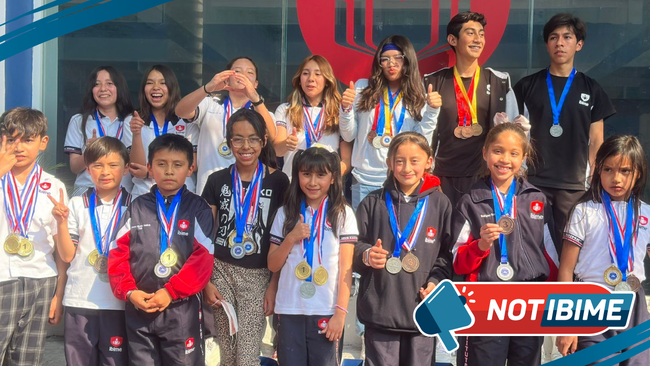 Alumnos del Taller de Natación Montes fortalecen su talento en competencia deportiva.