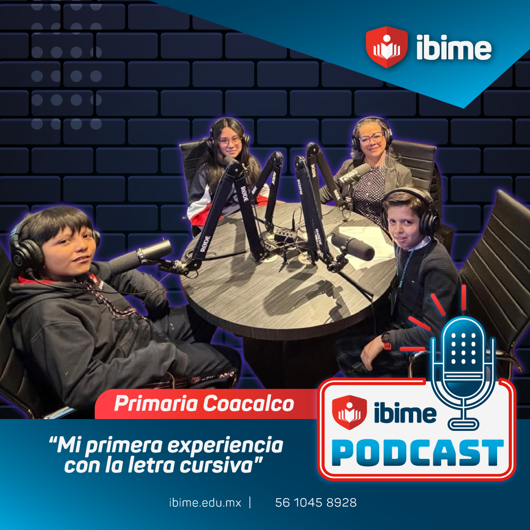 Alumnos de nuevo ingreso comparten su primer acercamiento a la letra cursiva.
